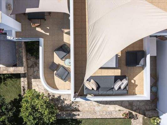 Kreta, Ag. Paraskevi: Tolle Wohnung in schöner Anlage mit Meerblick zu verkaufen