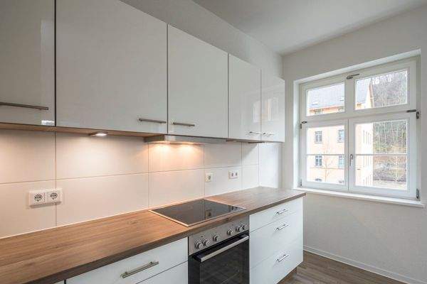 Einbauküche mit Großer Arbeitsfläche 