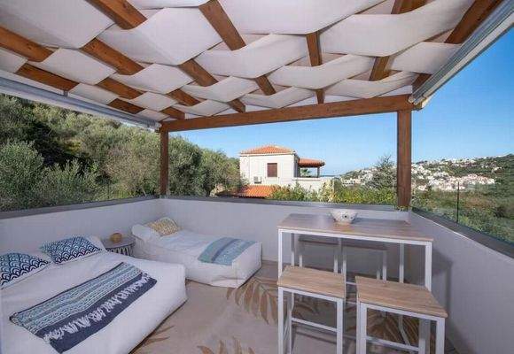 Kreta: Moderne 2-Schlafzimmer-Villa mit privatem Pool in Almyrida zu verkaufen