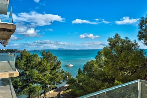 3. Sea view apartment for sale in Palmanova