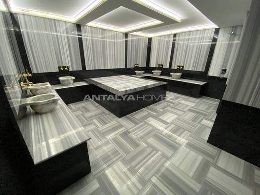 Ready to Move Luxury Apartments in a Complex in Avsallar