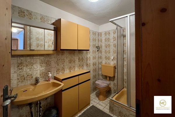 2.OG WC mit Dusche