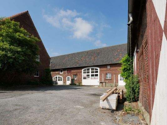 Außenansicht Bild2.jpg