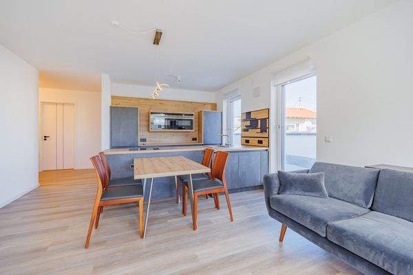 OPT-Ingolstadt-WHG-Wohnen-Essen