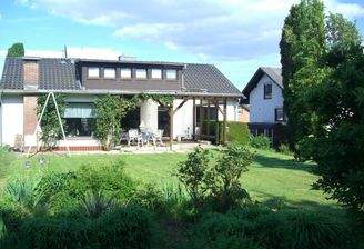 Westblick auf das Haus