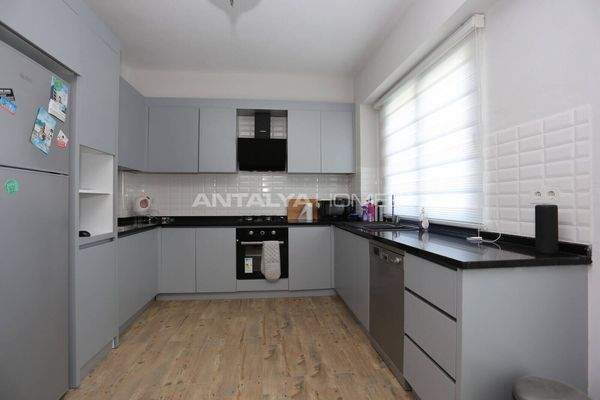 2-Bedroom Apartment for Sale in a Complex with Pool in Antalya