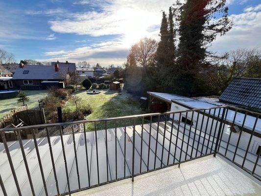 Balkon Blick zum Garten