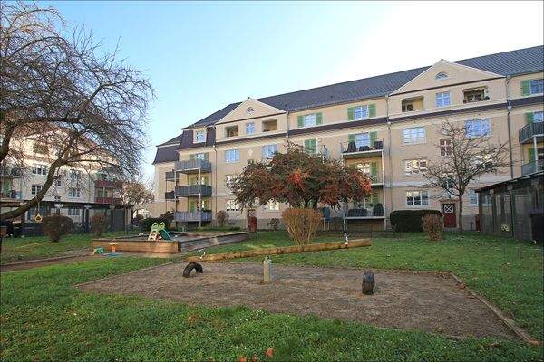 Großzügige Grünflächen