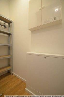 16 Abstellraum