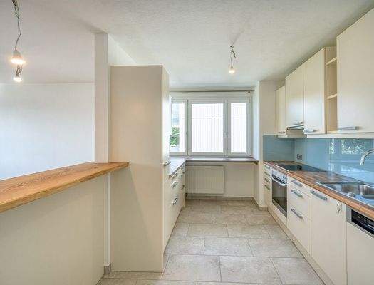 HP6-3-Zimmer-Wohnung-Mondsee-Küche