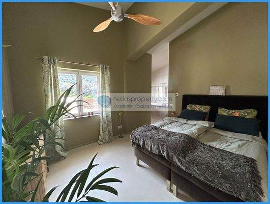 7fef9bfbf5eb4bc3b218f41016dad658-original