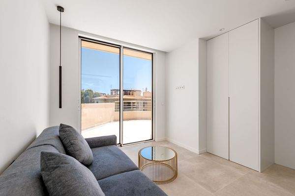 Weiteres Schlafzimmer mit Einbauschränken