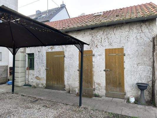 nützliche Nebengebäude