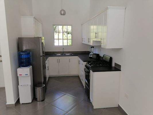 Neuwertige Einbauküche