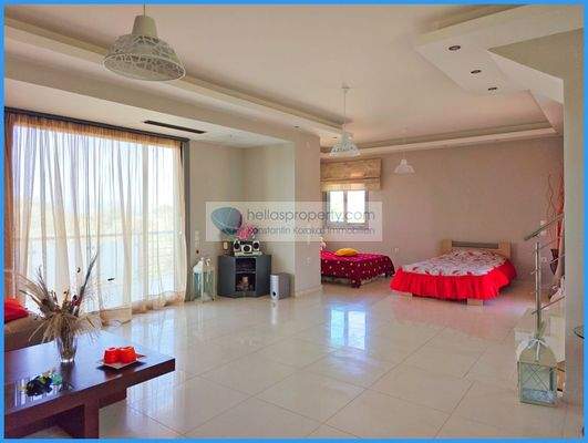 5e30fa0db8e6473f8efdf2fc6a66a3c1-original