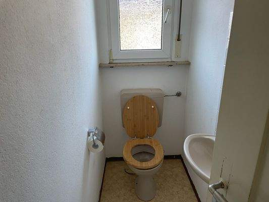 OG Gäste-WC.jpg