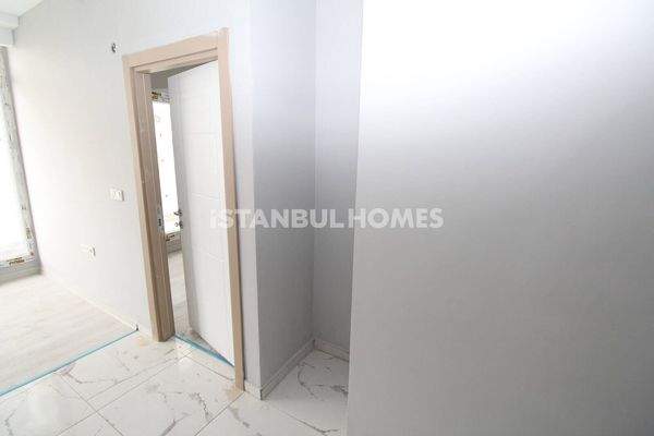 1-Bedroom Flat in a Complex with Amenities in Esenyurt Istanbul