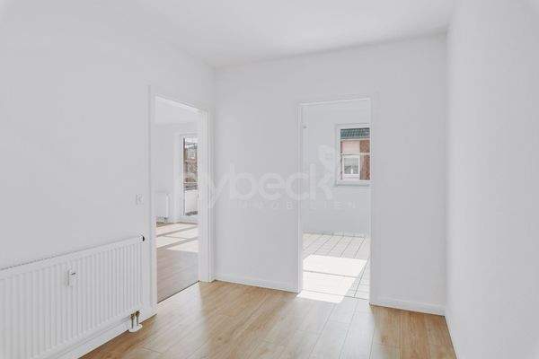 Zugang zu Wohnzimmer und Küche