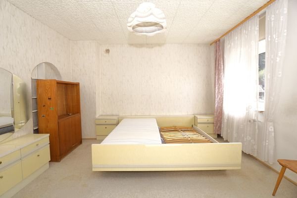 EG Schlafzimmer