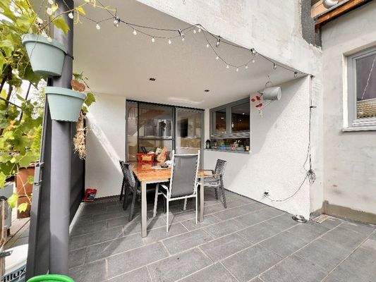 Überdeckter Freisitz EG Wohnhaus