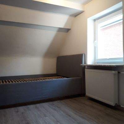 Im OG links : Ein Schlafzimmer