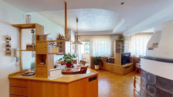 Leifers-Laives-4-Zimmer-Wohnung-quadrilocale-Leifers-Zentrum-Laives-Centro-mit-Garten-con-giardino-zwei-Stöcke-due-piani-Balkon-balcone-Bozen-Umgebung-bolzano-verkaufen-vendesi