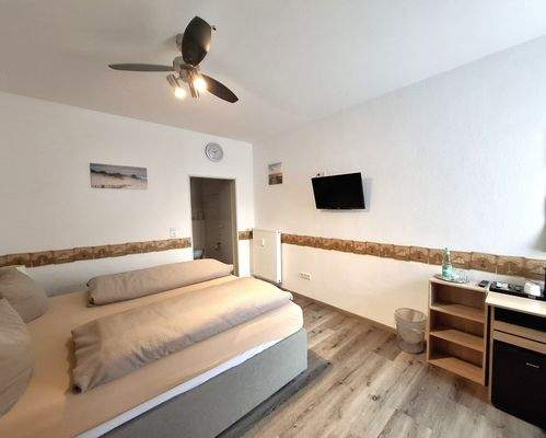 10.Gewerbe links.jpg