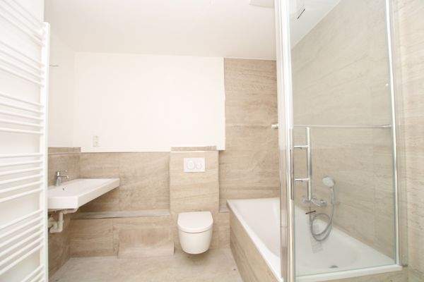 Badezimmer I. OG hinten