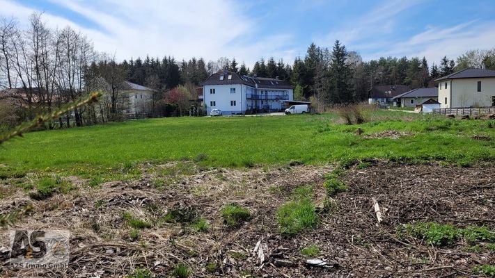 Blick auf das Grundstück