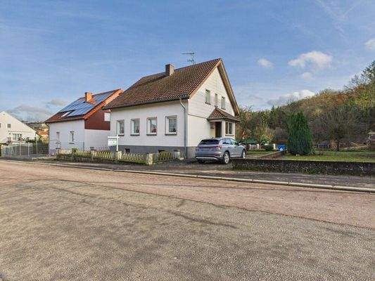 CAM04303G0-PR0097-STILL001