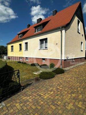 Objektansicht / Zufahrt Grundstück