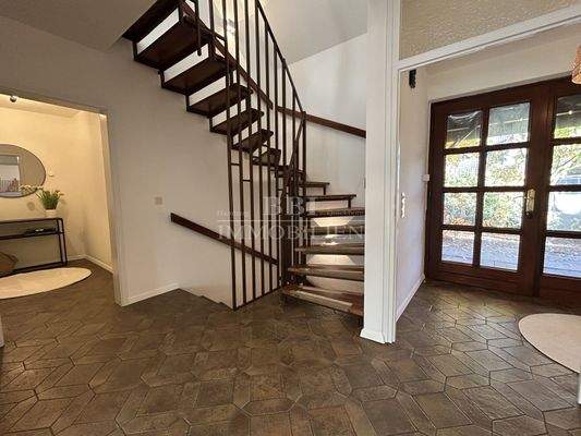 Geräumige Eingangsdiele