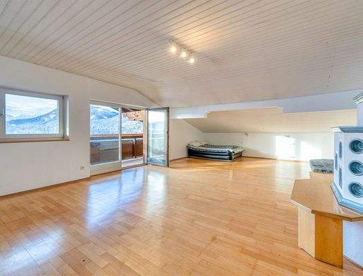 HP2-Einfamilienhaus-Ebenau-Wohnbereich