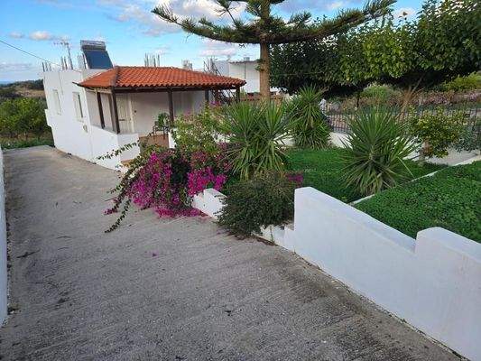 Kreta, Erfi: Bungalow mit Meerblick zu verkaufen