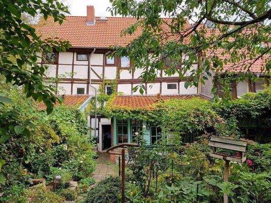 Rückansicht MFH Wegeleben