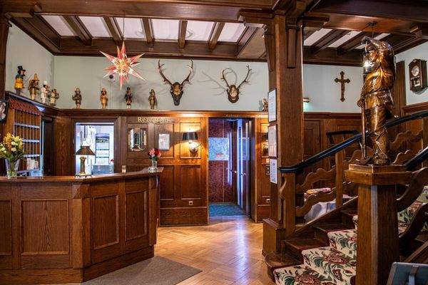 Fahrstuhl / Rezeption