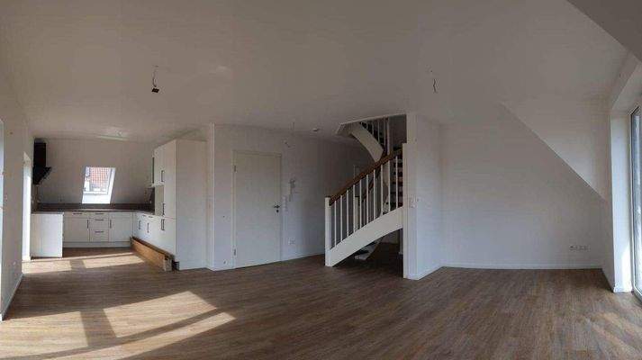 Blick zur Einbauküche links