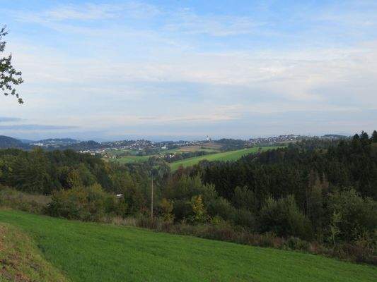 Blick von unten auf Hutthurm 