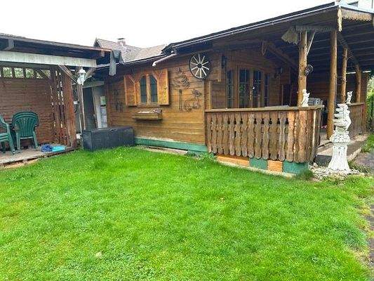 Gartenhaus/Garten Teilansicht