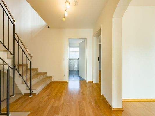 Flur 1. OG