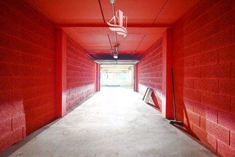 Bozen Garage, Bozen Stellplatz