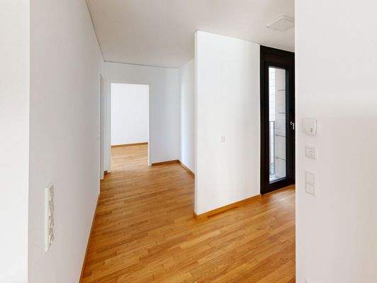 Heller und offener Flur