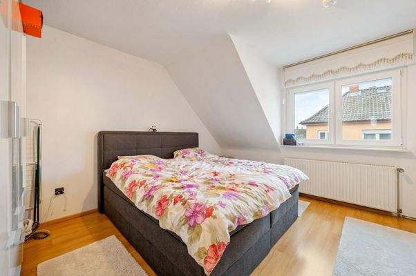 Elternschlafzimmer DG