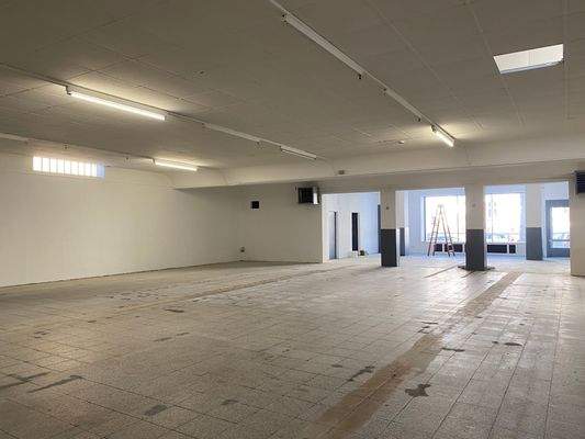 Lager-Blick nach vorn