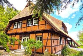 Eingangsgiebel 2