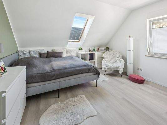 Arbeitszimmer II Dachgeschoss