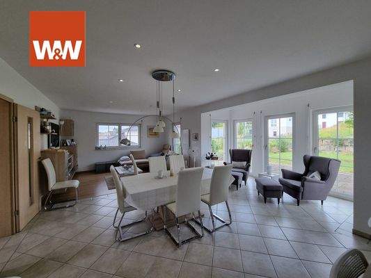 Wohn- und Esszimmer im EG