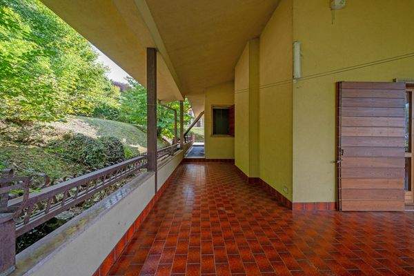 Esterni SanZeno_005.JPG