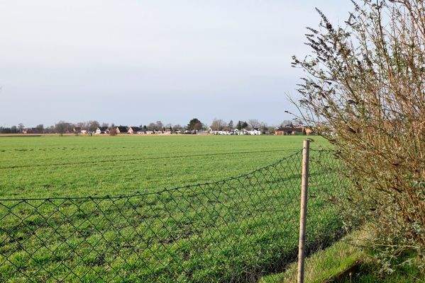 unverbauter Ausblick, die Umgebung lädt zu ausgiebigen Spaziergängen ein