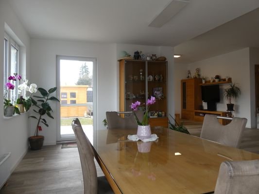 Ausgang auf die zweite Terrasse